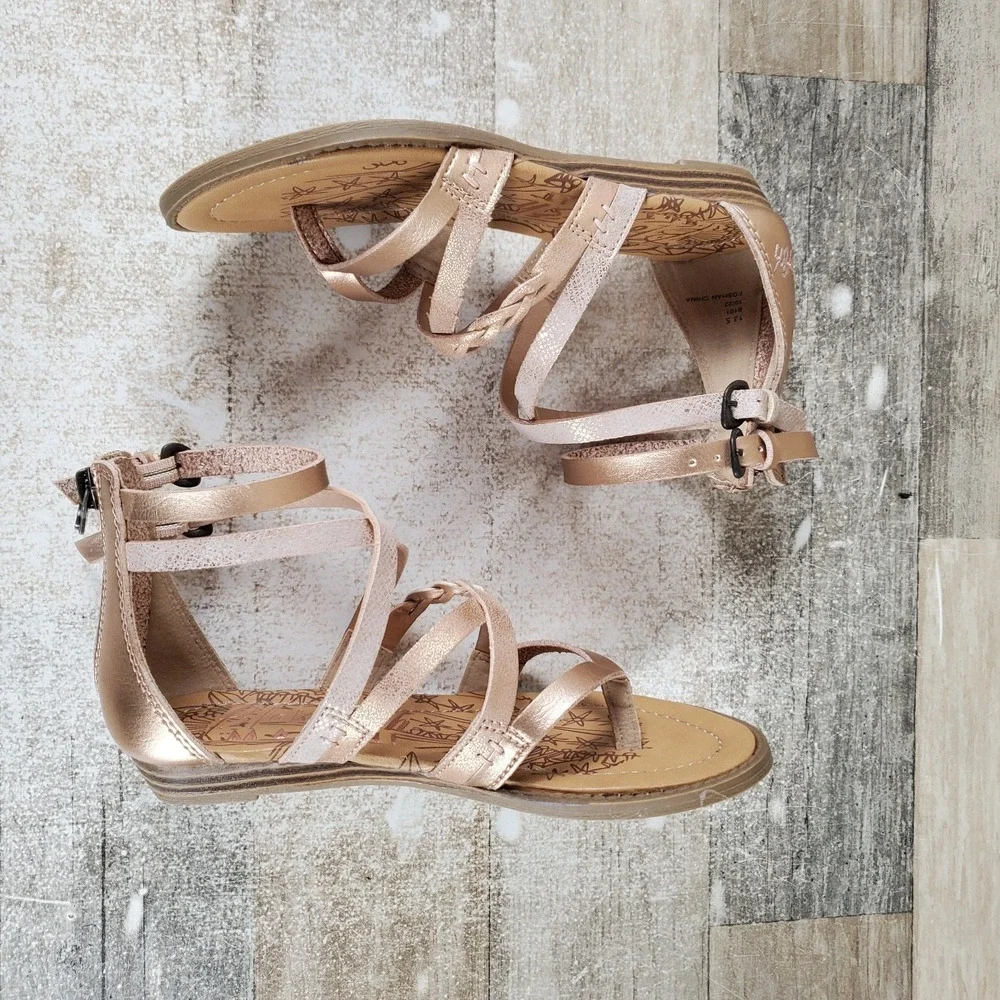 Blowfish‎ Malibu Bungalow Girls Sandals Sz 13.5 Gold Die Cut Roller Reptile